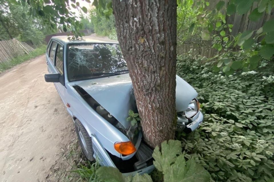     :     700     