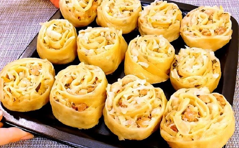 Легкие манты-розочки: как порадовать родных за полчаса