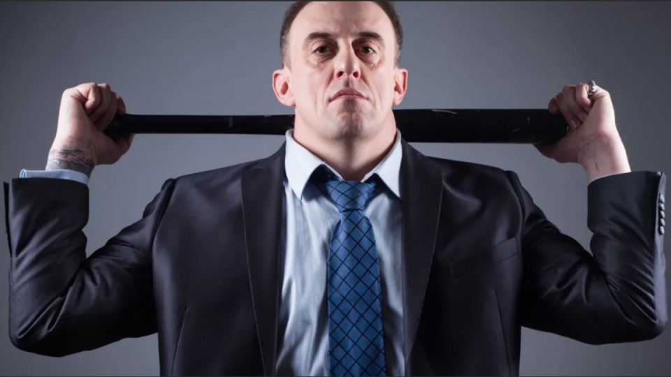 МФО на грани: необычные методы взыскания долгов, которые шокируют