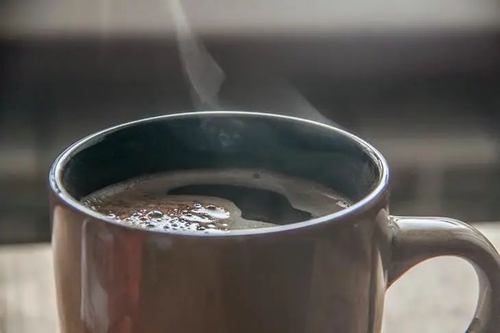 Сколько кофе можно пить без вреда: тонкая грань между бодростью и проблемами с сердцем