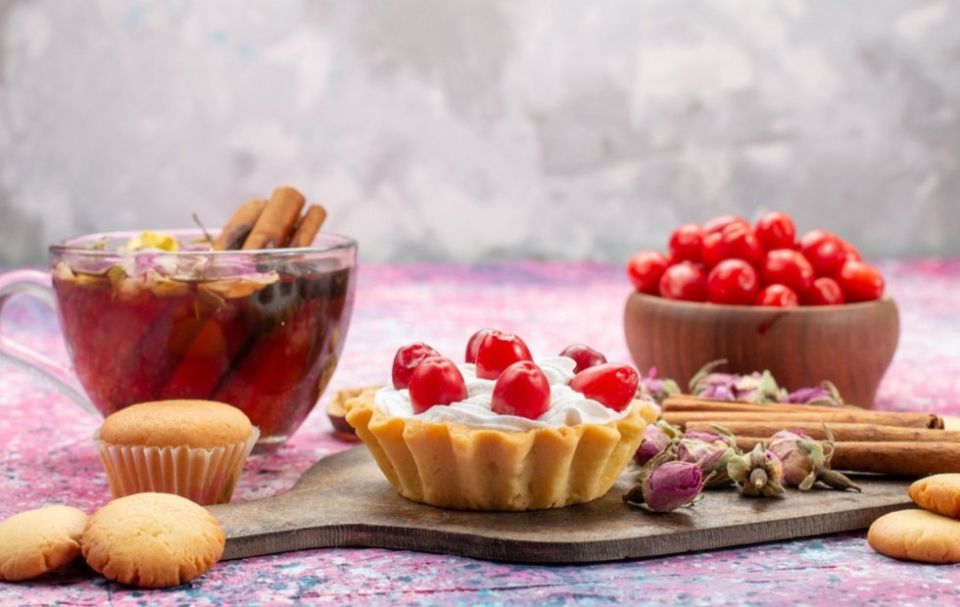 Как справиться с осенней тягой к сладостям и не набрать лишние килограммы