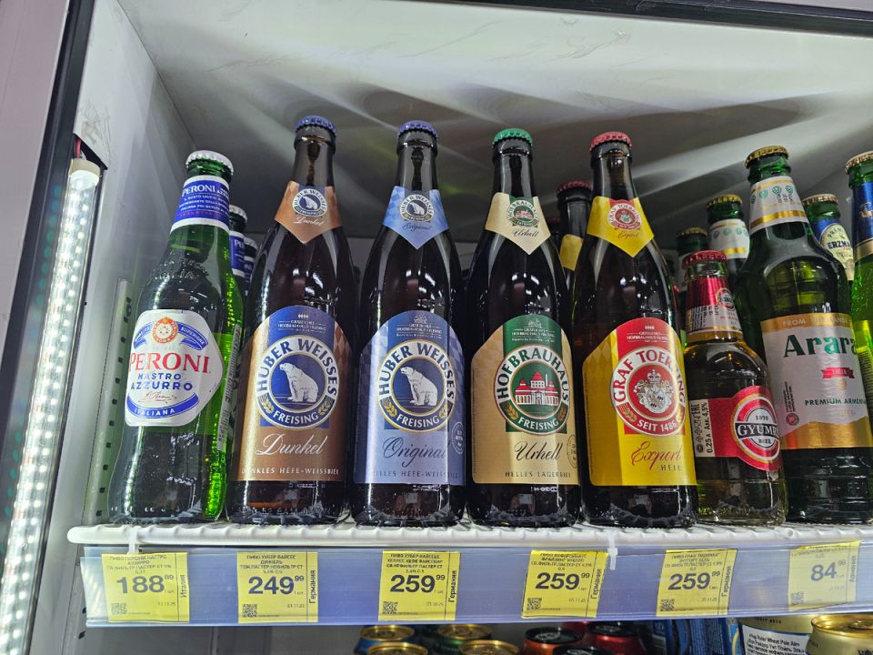 Откройте для себя Huber Weisse Dunkel: Непревзойденный вкус немецкого тёмного пшеничного пива