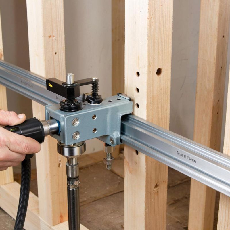 Устранение кривых отверстий: как просто и быстро сверлить в каркасных стенах