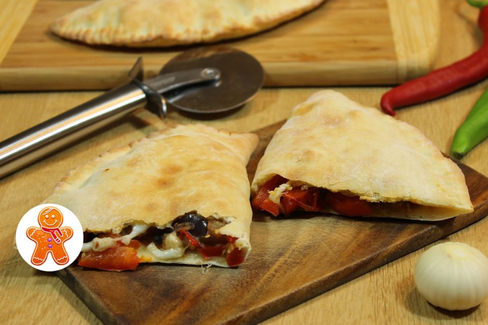 Пицца Кальцоне: Идеальное Итальянское Блюдо