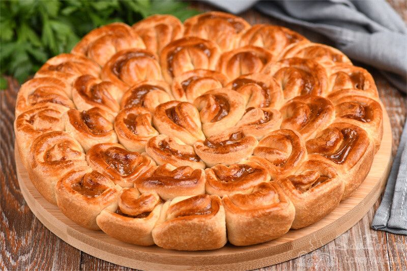 Простые и вкусные рецепты: выпечка всего из трех ингредиентов