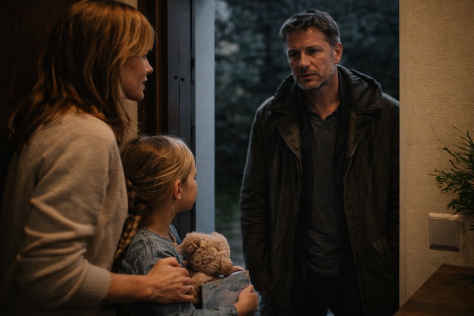 Как уход мужа в момент, когда жена стала матерью, меняет жизнь навсегда