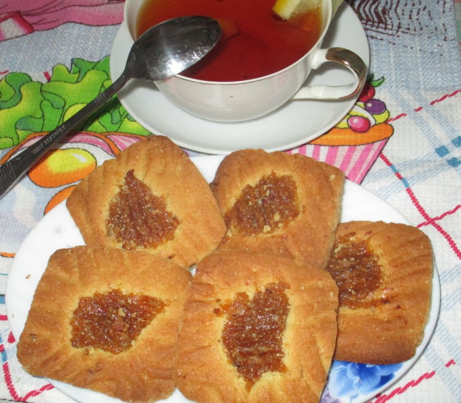 Теплый уют: печенье с орехами и куражным джемом, которое покорит ваше сердце