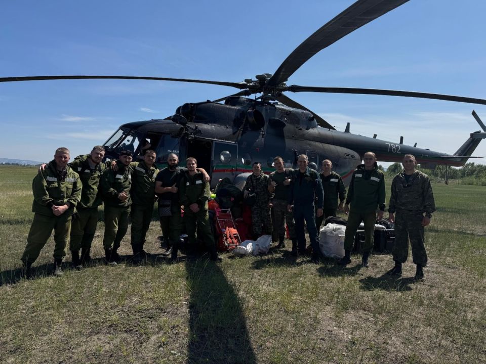Кировские парашютисты и десантники Авиалесоохраны помогают тушить пожары в Бурятии
