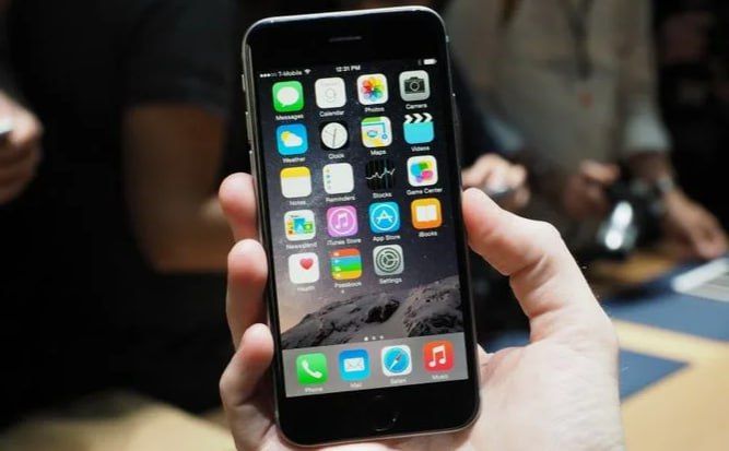 iPhone,  .          Apple
