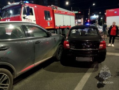 Массовая авария на перекрёстке улиц Воровского и Производственной в Кирове