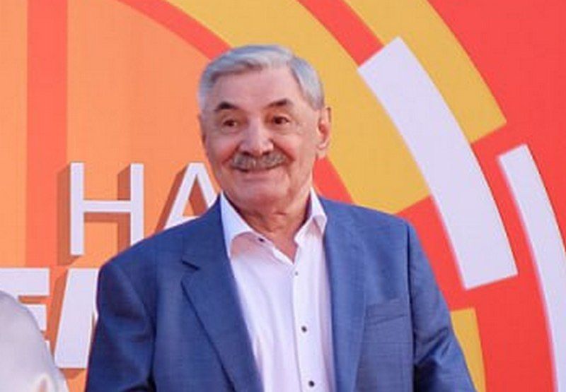  -׸:    