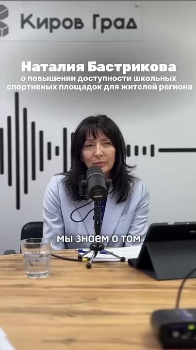        ,    ,    