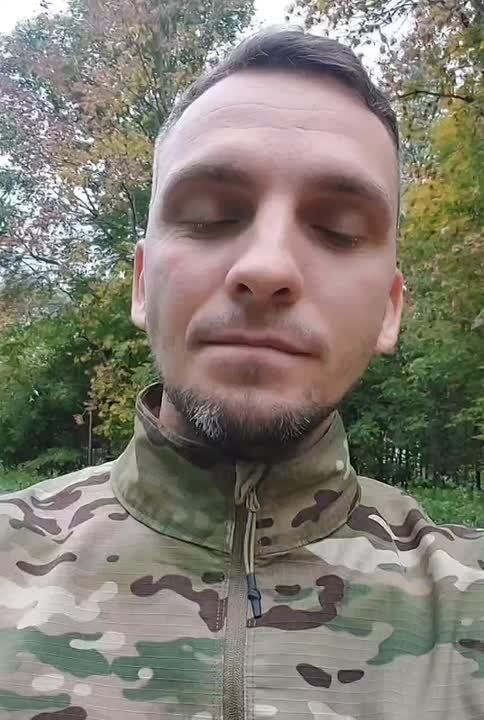   , !    !