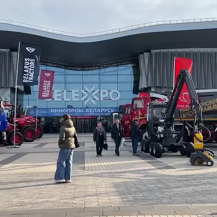  : . .  2