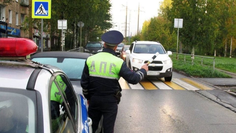 Сегодня и в предстоящие выходные кировских водителей проверят на трезвость