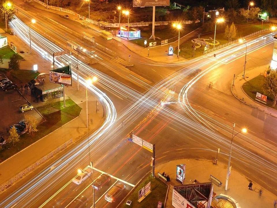 Рекомендуем водителям быть внимательными при проезде перекрестков