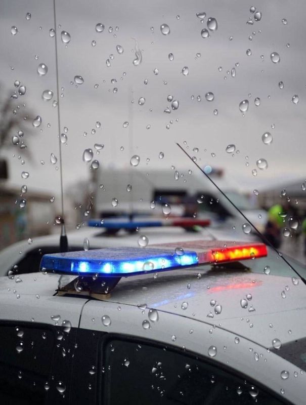 Дожди, плохая видимость, лужи и короткий световой день - факторы, которые могут повлиять на безопасность водителей и пешеходов!