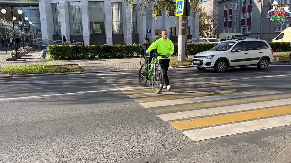 От лица Госавтоинспекции Кировской области поздравляю всех водителей, любителей и профессионалов, с Днем автомобилиста!