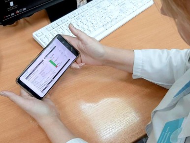 В Кировской области беременные женщины с нарушениями углеводного обмена обеспечены системами непрерывного мониторинга глюкозы