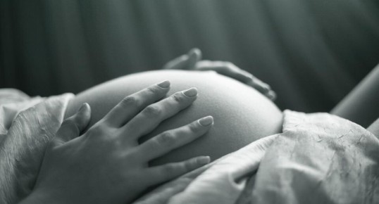 Общественники предлагают штрафовать за склонение к аборту