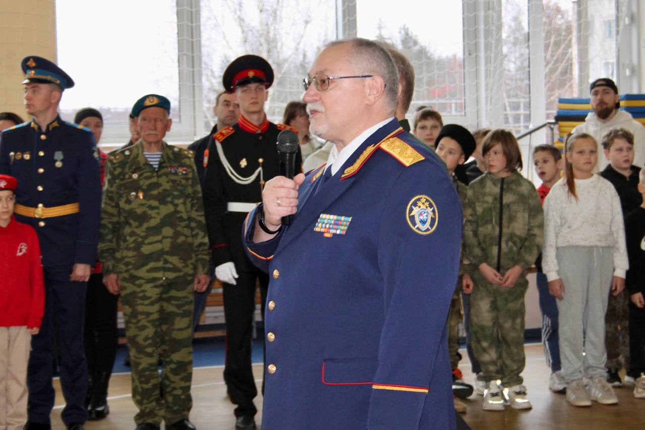 Воспитанники Кировского кадетского корпуса приняли присягу Воспитанники Кировского кадетского корпуса приняли присягу