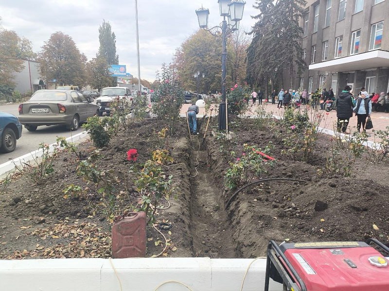 Александр Соколов поздравил жителей Веселовского округа с Днем округа и Днем освобождения от фашистских захватчиков Александр Соколов поздравил жителей Веселовского округа с Днем округа и Днем освобождения от фашистских захватчиков