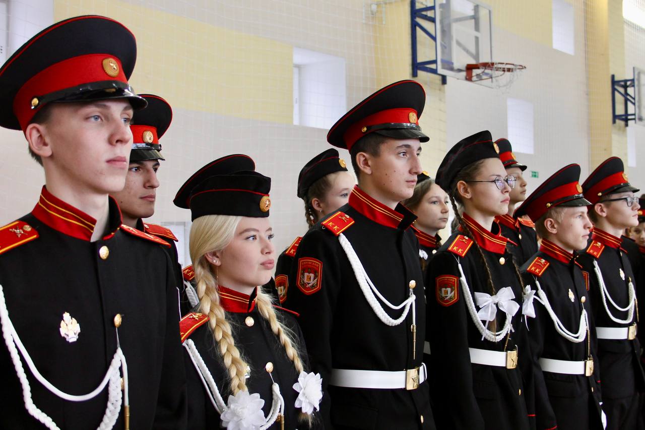 Воспитанники Кировского кадетского корпуса приняли присягу Воспитанники Кировского кадетского корпуса приняли присягу