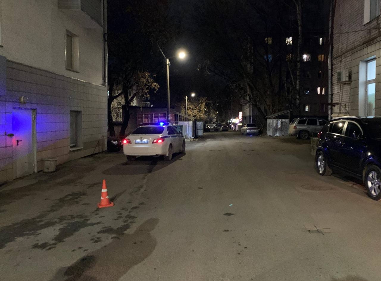В Кирове сбили женщину и ребёнка В Кирове сбили женщину и ребёнка