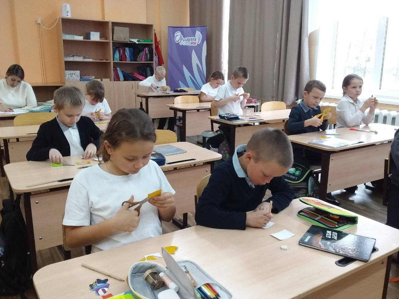 Юных кировчан призвали стать ярче Юных кировчан призвали стать ярче