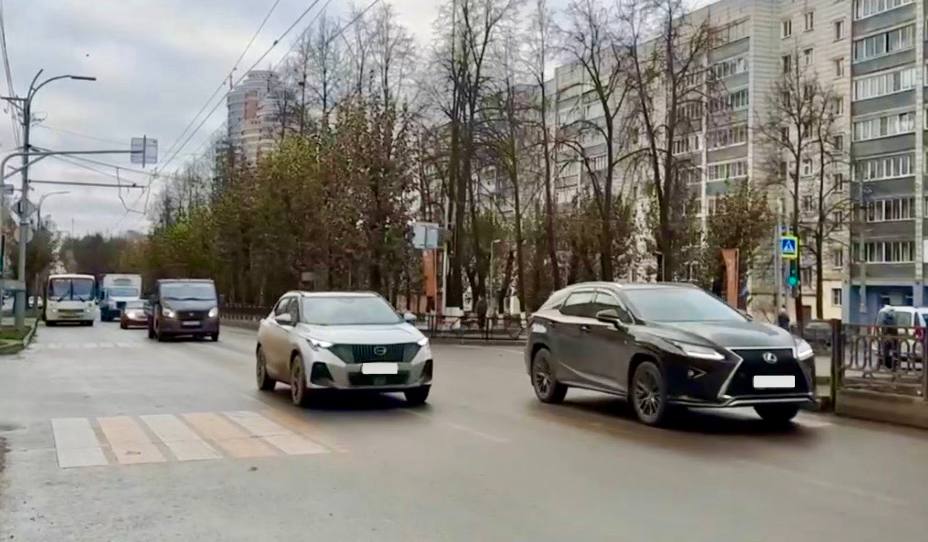 Сотрудники Госавтоинспекции Кировской области рекомендуют водителям быть осторожнее на дороге