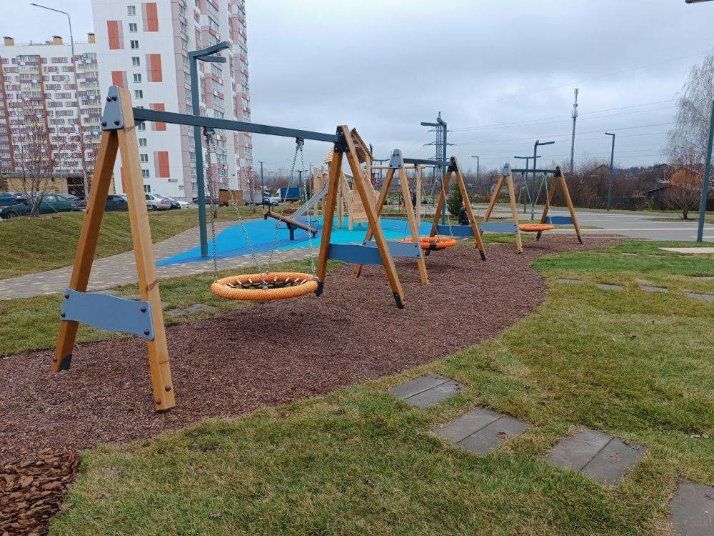 В Чистых прудах благоустроили два новых сквера