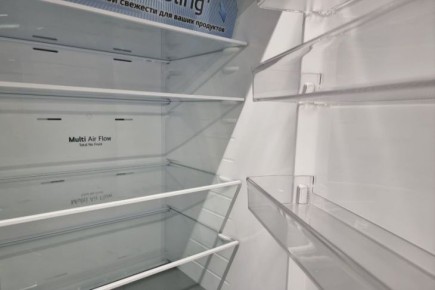 Появится гниль и неприятный запах: никогда не храните эти продукты рядом в холодильнике