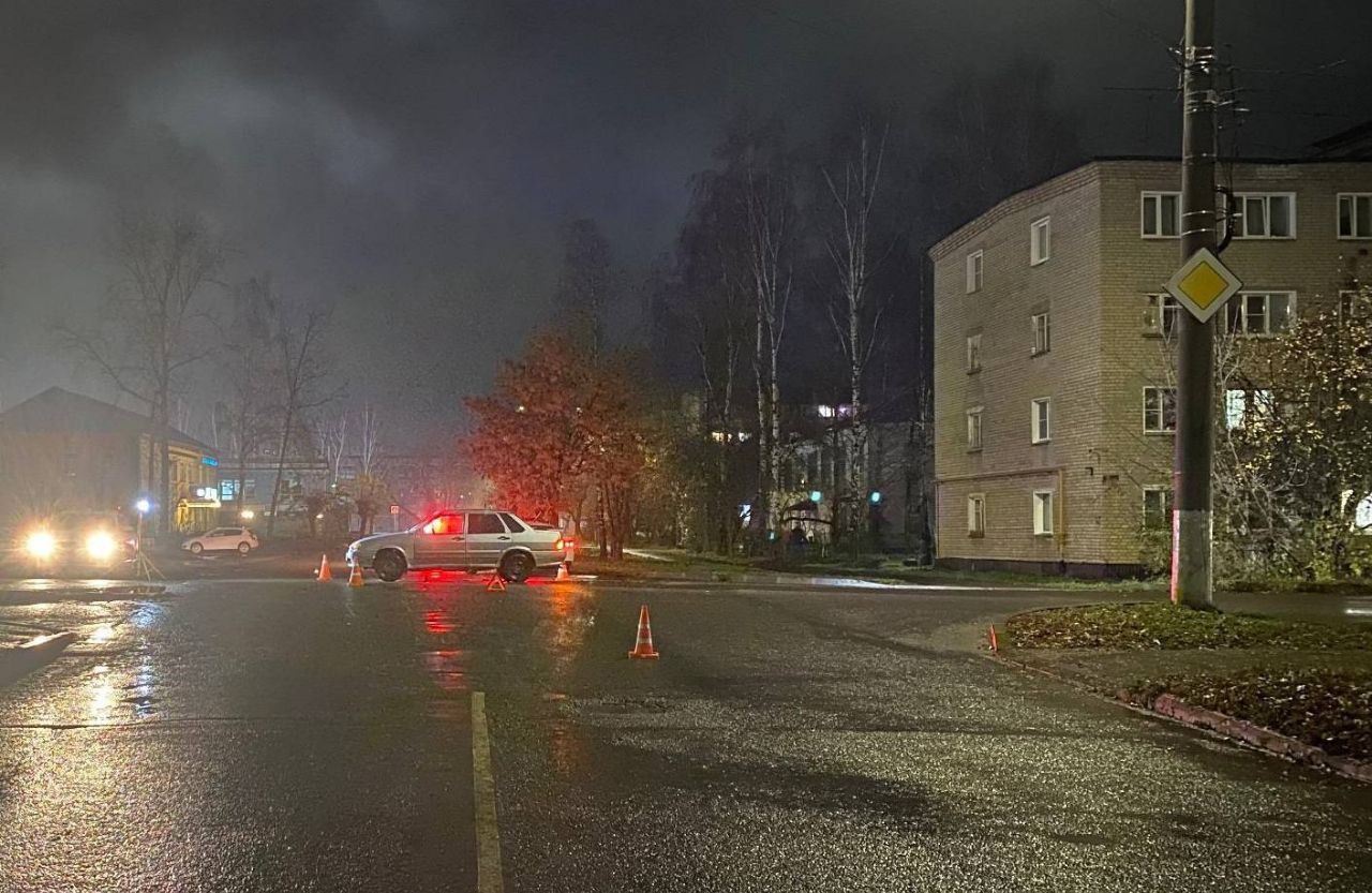 Двух несовершеннолетних сбили в Нововятске