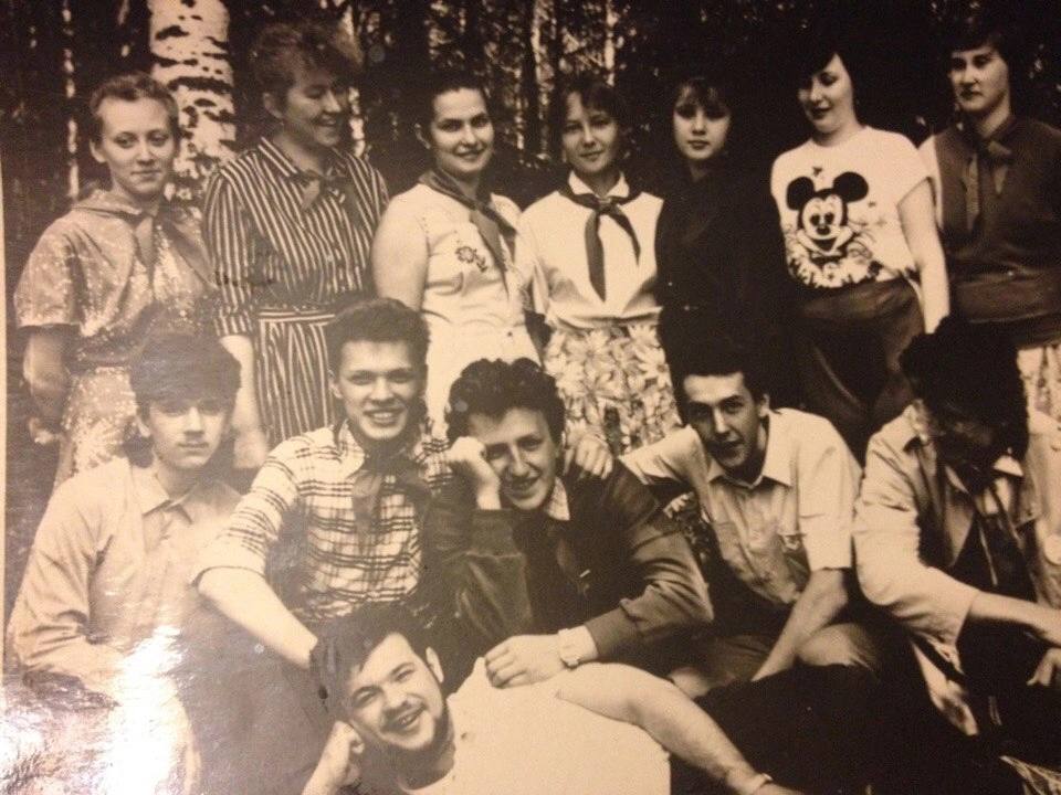 Губернатор Кировской области Александр Соколов и глава горадминистрации Кирова Вячеслав Симаков поздравили подписчиков в соцсетях с Днем комсомола Губернатор Кировской области Александр Соколов и глава горадминистрации Кирова Вячеслав Симаков поздравили подписчиков в соцсетях с Днем комсомола