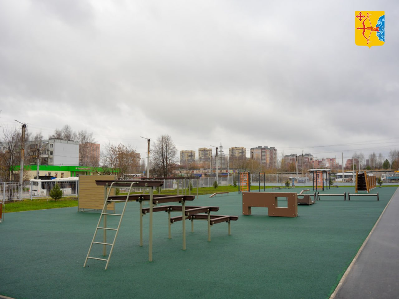 На проспекте Строителей, 29 готовится к открытию главный корпус Кировского физико-математического лицея На проспекте Строителей, 29 готовится к открытию главный корпус Кировского физико-математического лицея