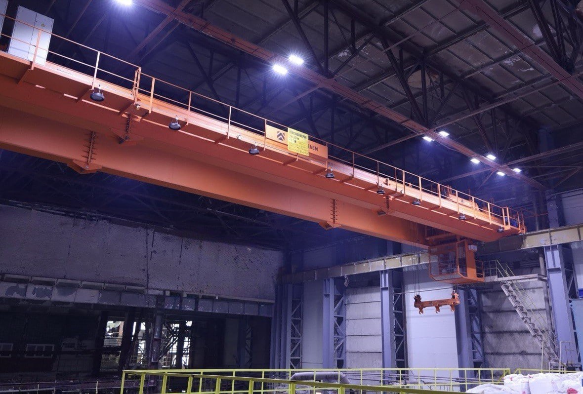 В филиале «КЧХК» в цехе сложных минеральных удобрений ввели в эксплуатацию новый мостовой кран