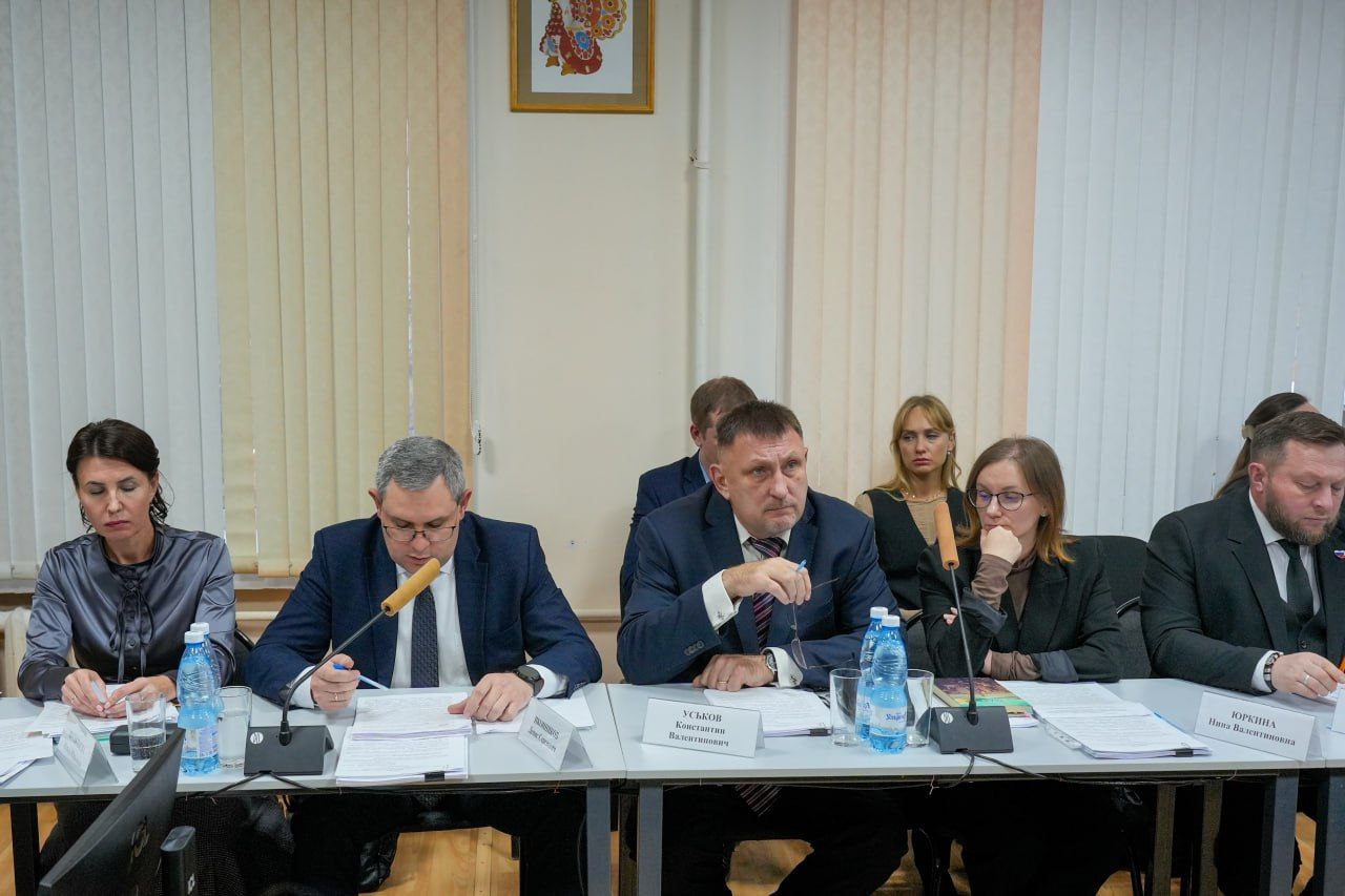 Александр Соколов: Аллея славы и новые меры поддержки для защитников: на Совете по делам участников СВО и членов их семей обсудили насущные вопросы Александр Соколов: Аллея славы и новые меры поддержки для защитников: на Совете по делам участников СВО и членов их семей обсудили насущные вопросы