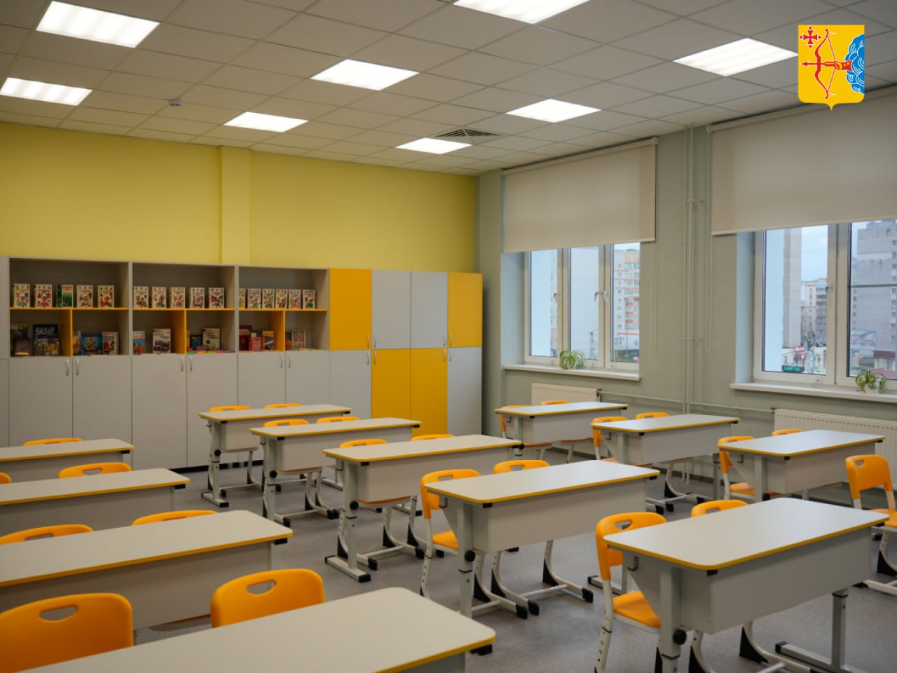 На проспекте Строителей, 29 готовится к открытию главный корпус Кировского физико-математического лицея На проспекте Строителей, 29 готовится к открытию главный корпус Кировского физико-математического лицея