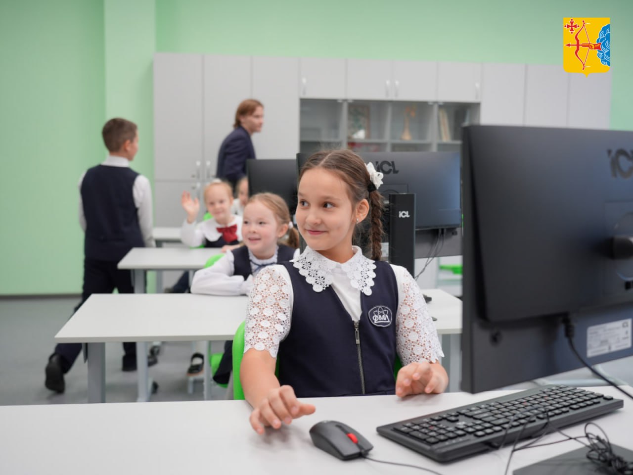 На проспекте Строителей, 29 готовится к открытию главный корпус Кировского физико-математического лицея На проспекте Строителей, 29 готовится к открытию главный корпус Кировского физико-математического лицея