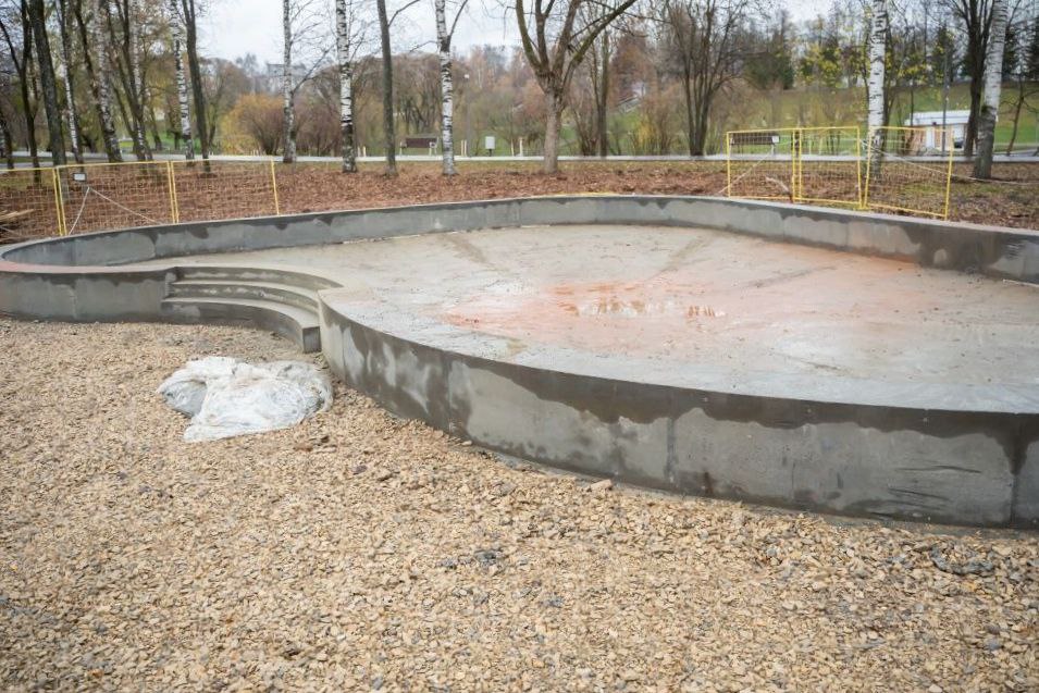 Завершается благоустройство парка им. Кирова Завершается благоустройство парка им. Кирова