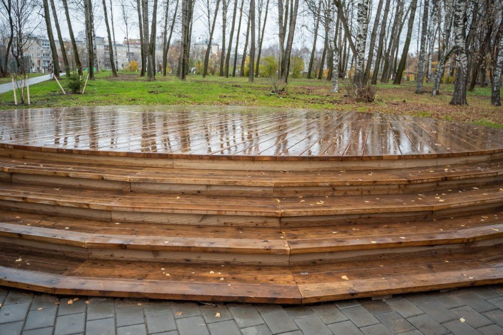 Завершается благоустройство парка им. Кирова Завершается благоустройство парка им. Кирова