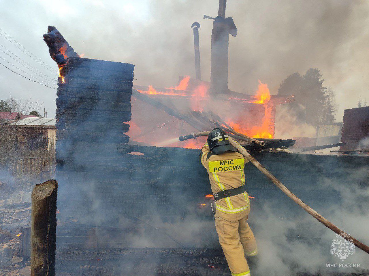 #НашиДежурныеСутки. 30 октября* пожарно-спасательные подразделения Кировской области реагировали на: