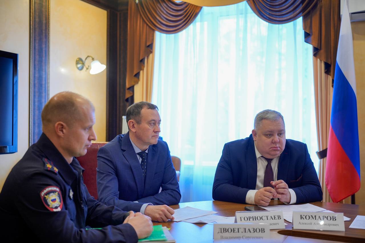 Александр Соколов: Прием граждан в Приемной Президента: решения по безопасности дорожного движения и коммунальной инфраструктуре Александр Соколов: Прием граждан в Приемной Президента: решения по безопасности дорожного движения и коммунальной инфраструктуре