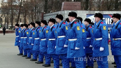     .         ,         7 