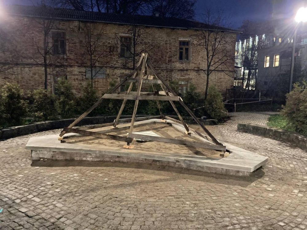 В сквере Художников в центре Кирове появится фонтан в форме шара