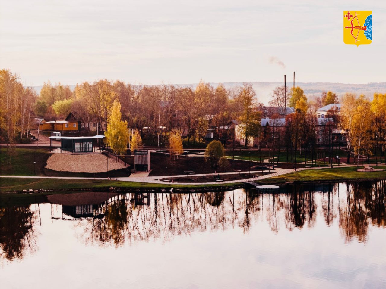 В Белой Холунице открыли новое общественное пространство «Сады Белой Холуницы. Набережный сад»
