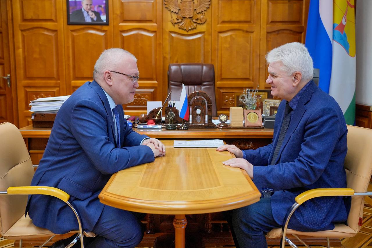 Александр Соколов: Развитие юридического образования в регионе обсудили сегодня с директором кировского филиала МГЮА Александром Плотниковым