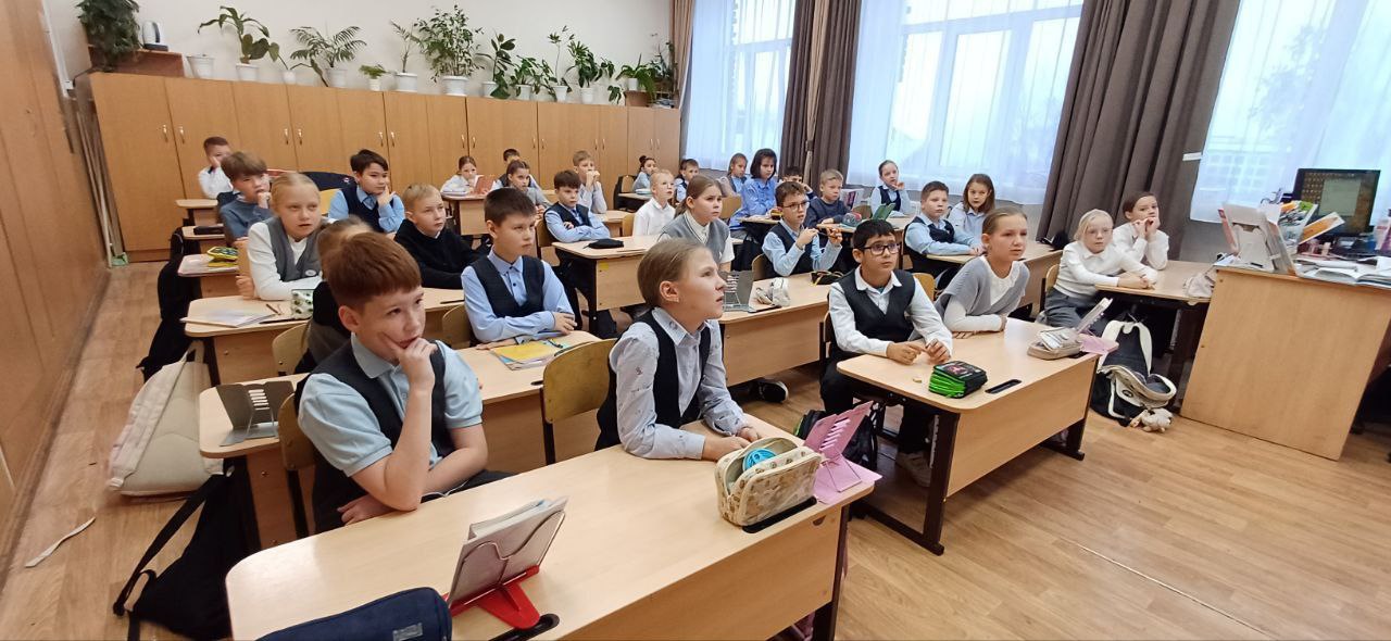 "Безопасный маршрут: Знаем! Соблюдаем!" "Безопасный маршрут: Знаем! Соблюдаем!"