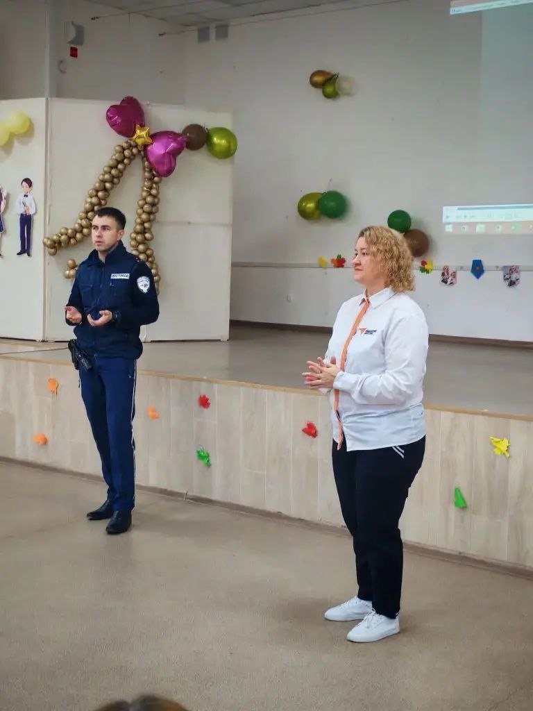 7 ноября 2025 года в школе № 2 города Кирова состоялось трогательное и важное мероприятие! 7 ноября 2025 года в школе № 2 города Кирова состоялось трогательное и важное мероприятие!