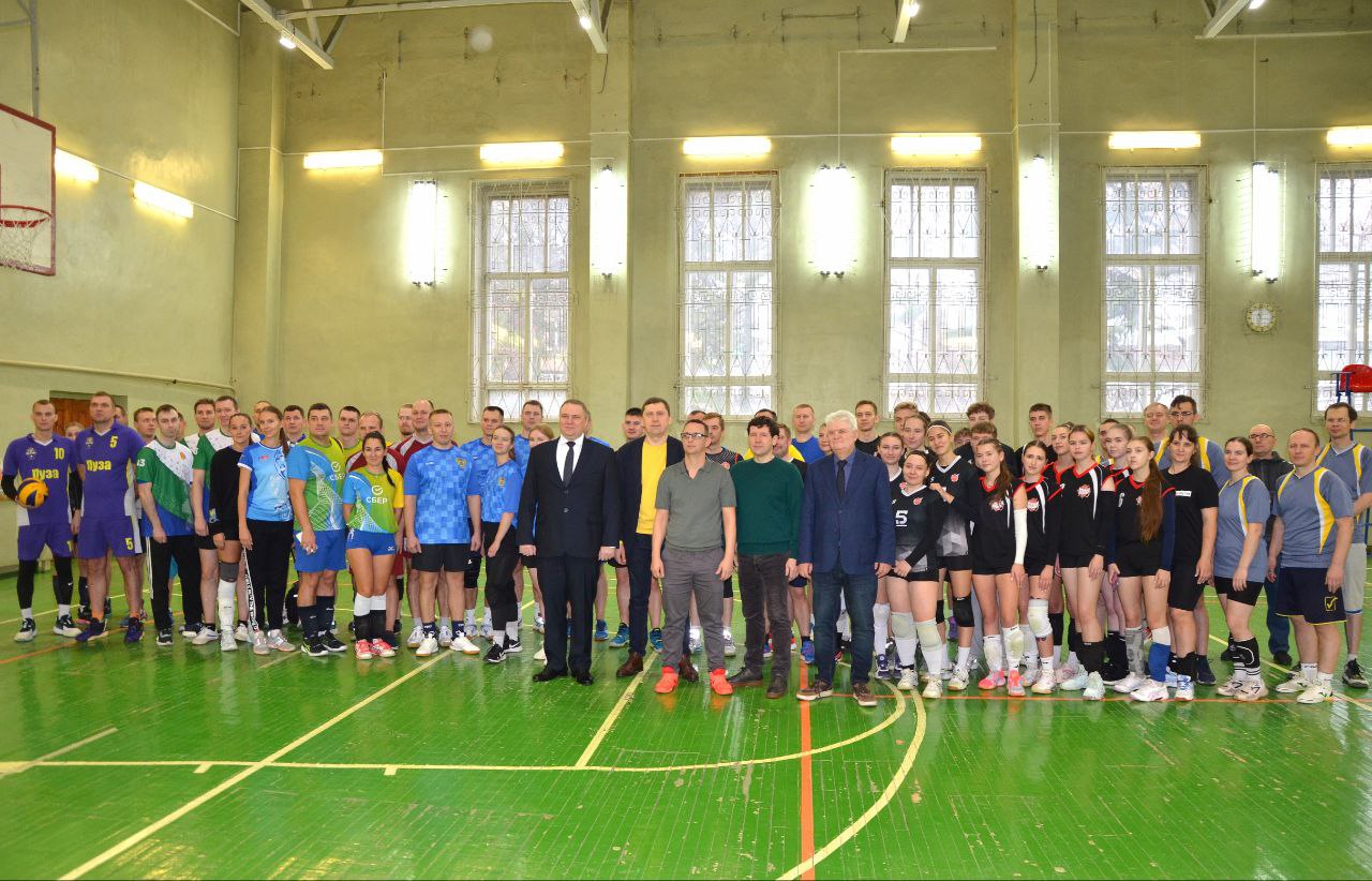 #спортНормаЖизни. Сегодня, 8 ноября 2025 года, дан старт межведомственным спортивным соревнованиям, организованным в формате физкультурно-оздоровительного комплекса "Готов к труду и обороне" (#ГТО) Кировским региональным... #спортНормаЖизни. Сегодня, 8 ноября 2025 года, дан старт межведомственным спортивным соревнованиям, организованным в формате физкультурно-оздоровительного комплекса "Готов к труду и обороне" (#ГТО) Кировским региональным...